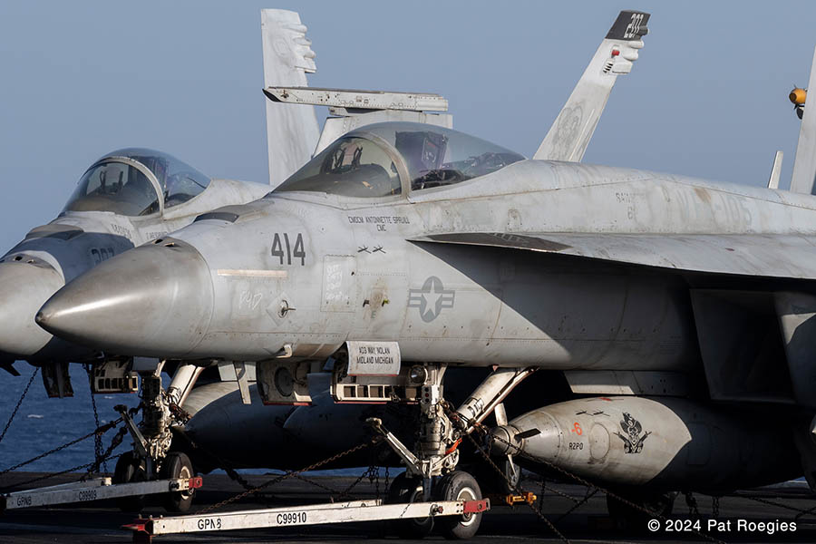 F/A-18E a/c-414 VFA-105 Mission Markings